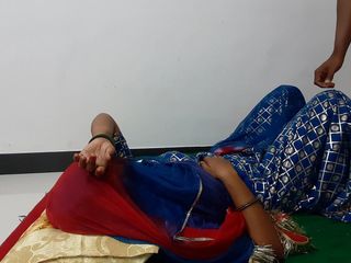 Kavitamaam: Kavitamaam šuká v místnosti Oyo