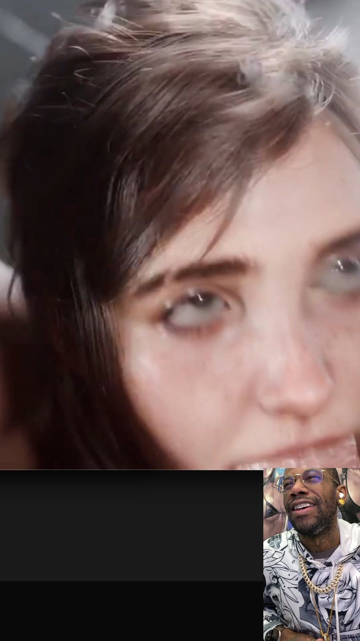 Good news media: Ellie, petite salope au cul, s’enfile une belle bite bien...