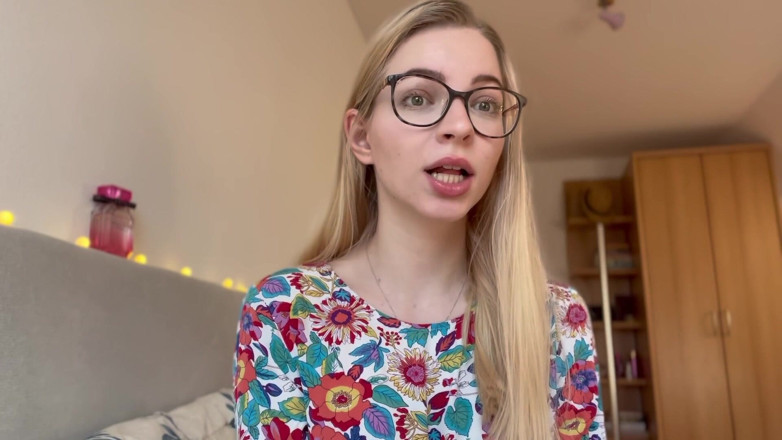 Goddess_Bella_Rae: 3 Tips on How to Be a Beta Male in...