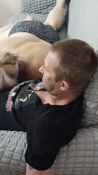 Výstřik do tchyně do pusy po kouření