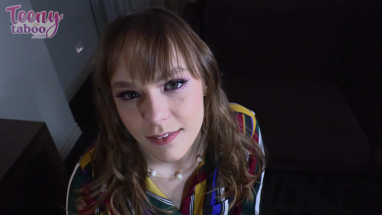 Teenytaboo: Rebecca Vangaurd中出しアシスタントインタビュー