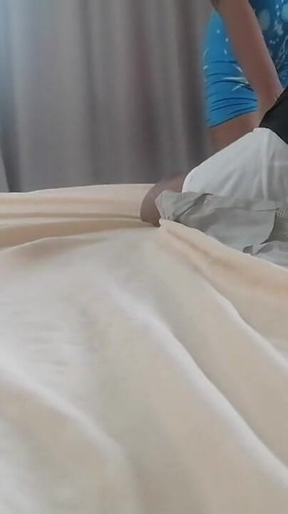 Tina Baby: Teil 1 Desi-frau-urlaub auf Island, motel-Tricks, verführt den zimmerservice-hotelangestellten und er...