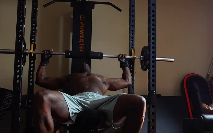 Hallelujah Johnson: Training in the Gym Ep. 9
