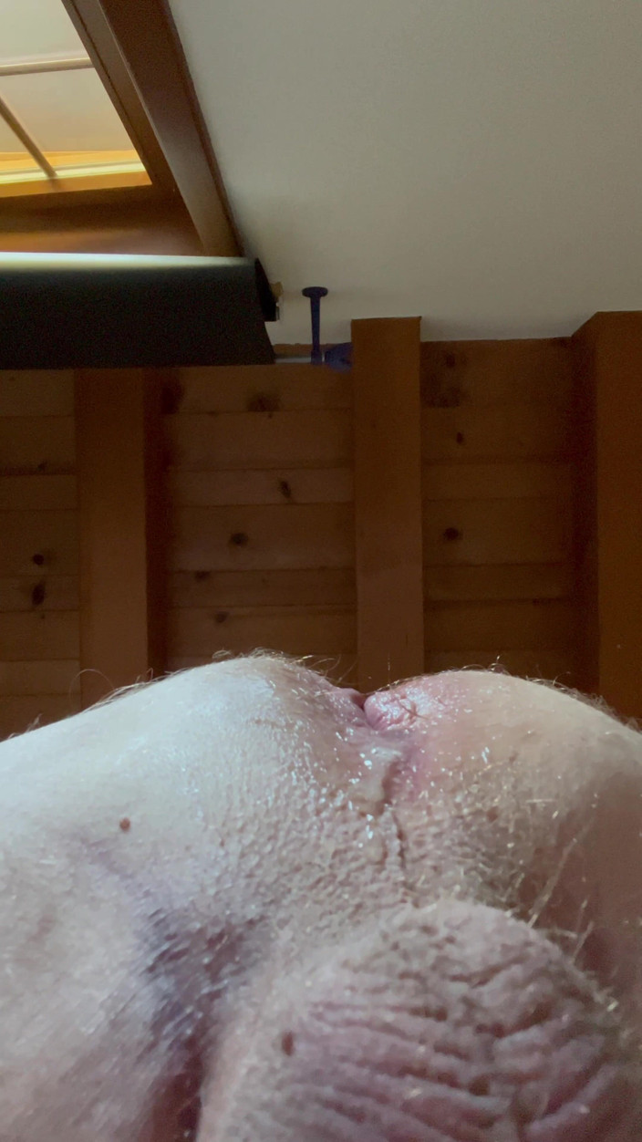 Almaviva: Prostate Massage with Olly