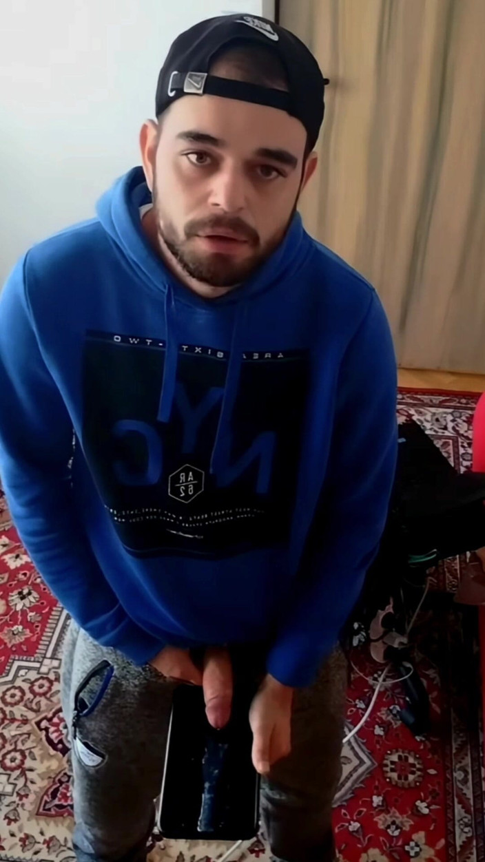 jerkofflover: Cumshot in My Room on a Tablet.