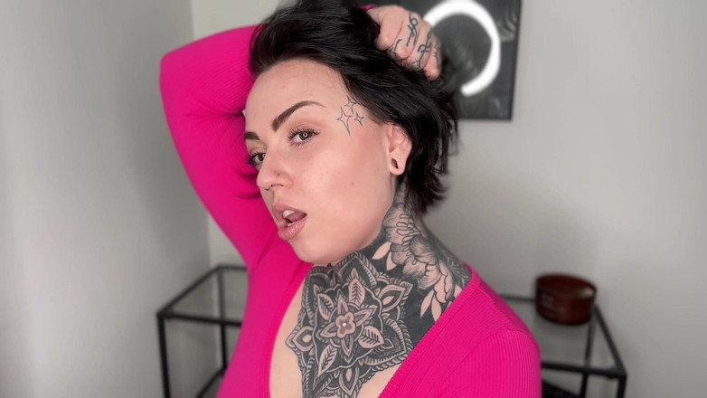 Miss Valentina: Débil para el cabello oscuro