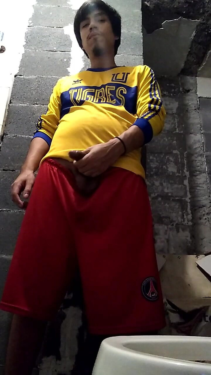 AlexAlejandro13: Ніч, коли я писаю на все багате обличчя у вас, мій член стає дуже жорстким