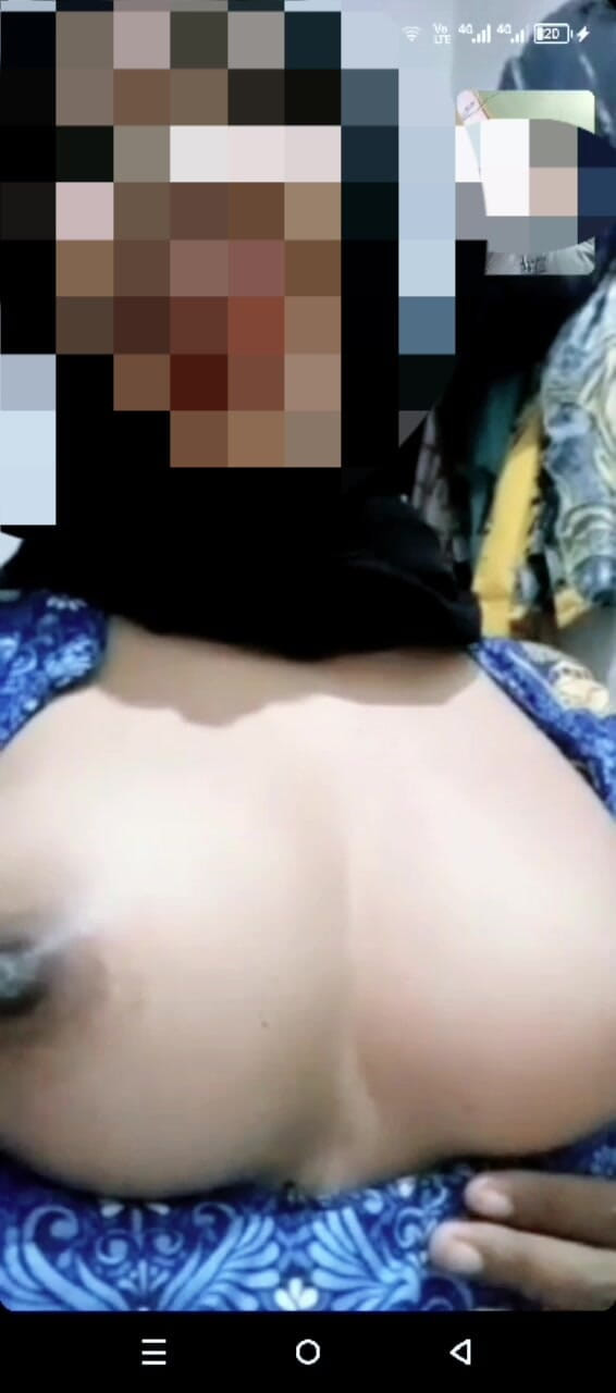 Astriana88: Eine Lehrerin und eine Lehrerin, die zu Hause sein möchte