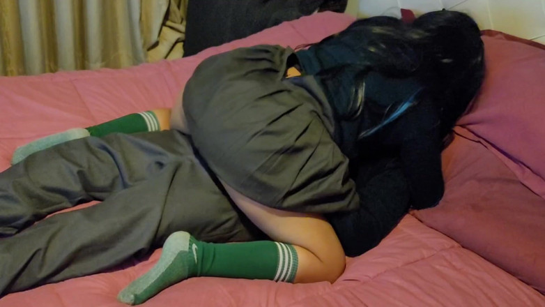 Astrid Cute: Oh nein! Studenten ficken und fast entdeckt!