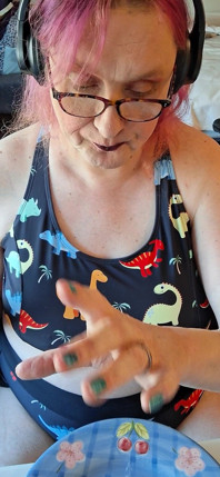 Dinosaur Girl Eats Breakfast!