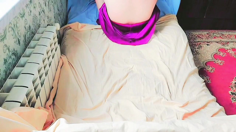 Kitty_Cross: Culo grosso culone l'arrapante modella travestito sissy femboy