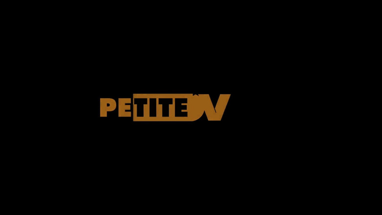 Petite POV: ItsPOV - Morena beleza Shrima Malati fode por fama