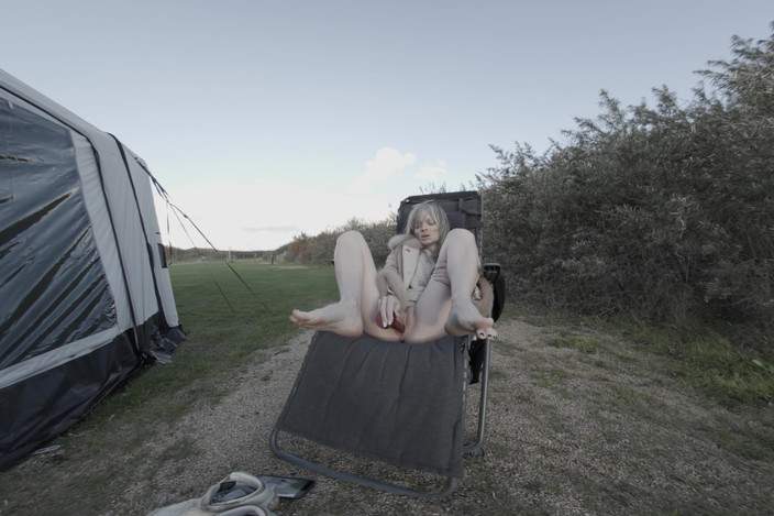 Sabdeluxe VR: 166.masturbuj venku