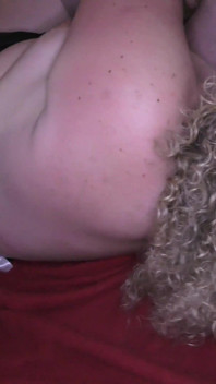 Anální gangbang s Violet a Luise