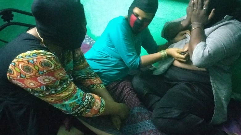 Benita sweety: Tety diskutují o sexuálním zážitku a misionářském sexu