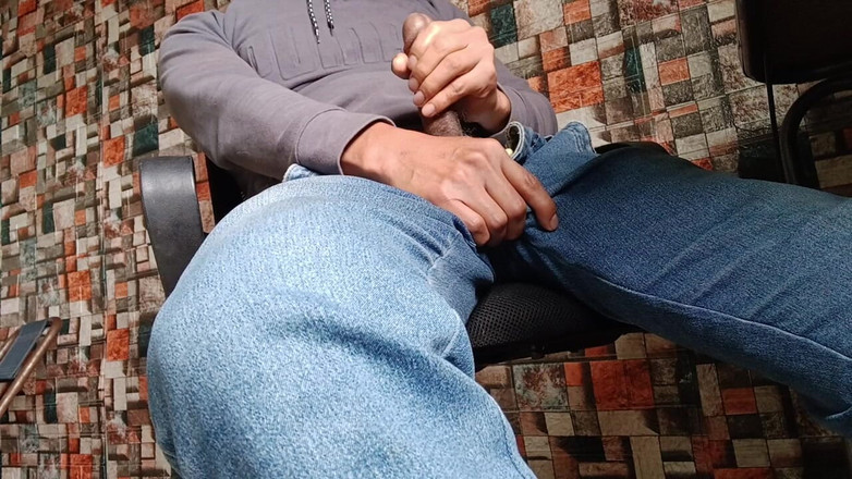 Hornyboy2058: Compilation di seme, masturbazione con un cazzo mostruoso