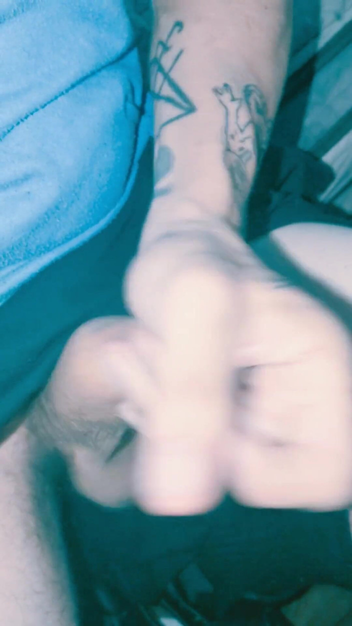 HungBareBackRabbit: Ich zeige meine 2 neuen tattoos