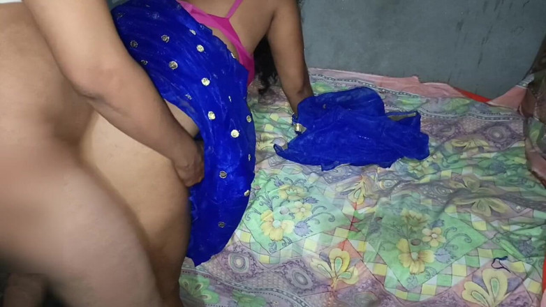 Savita5343: Devar Ne Mujhe Kapde Change Karte Huwe Dekh Liya or...