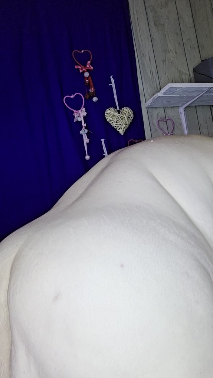 HerculesnVENUS: 그녀의 음란한 큰 엉덩이를 막을 수 없는 알몸으로 춤추기