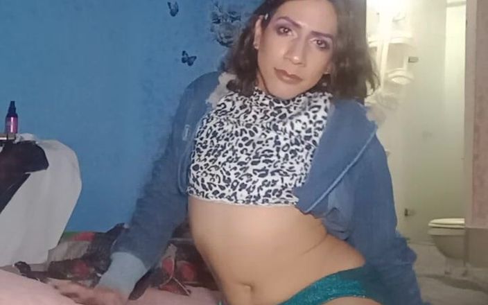 Femboy from Colombia: Tüm takipçilerim için lezzetli bir dans