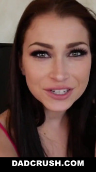 Cute stepdaughter pleases Stepdaddy
