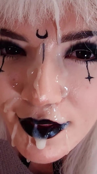 The Secret of the Eternal Beauty of the Elf Witch Is Hot Cum on Her Face After a Week of Abstinence
