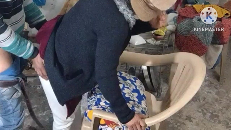 Saxesageth: Hot Indian