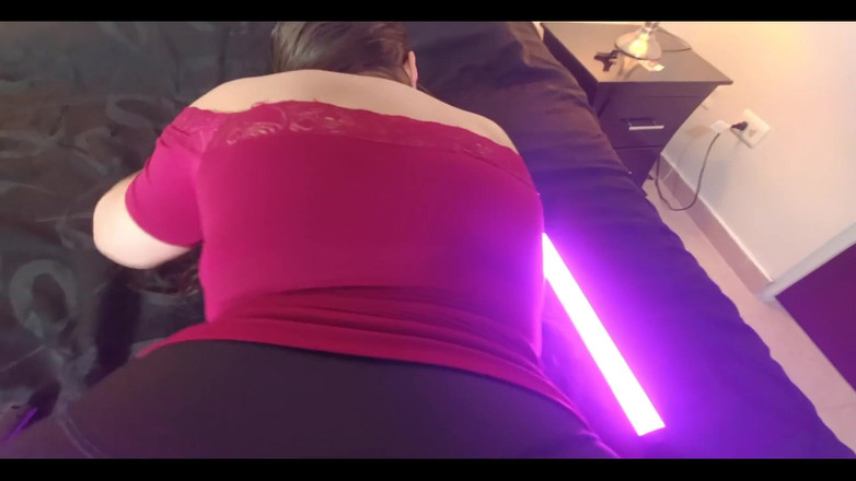 Valery Saenz xxx: Bạn thân nhất của chồng tôi đụ tôi cho đến khi tôi được...