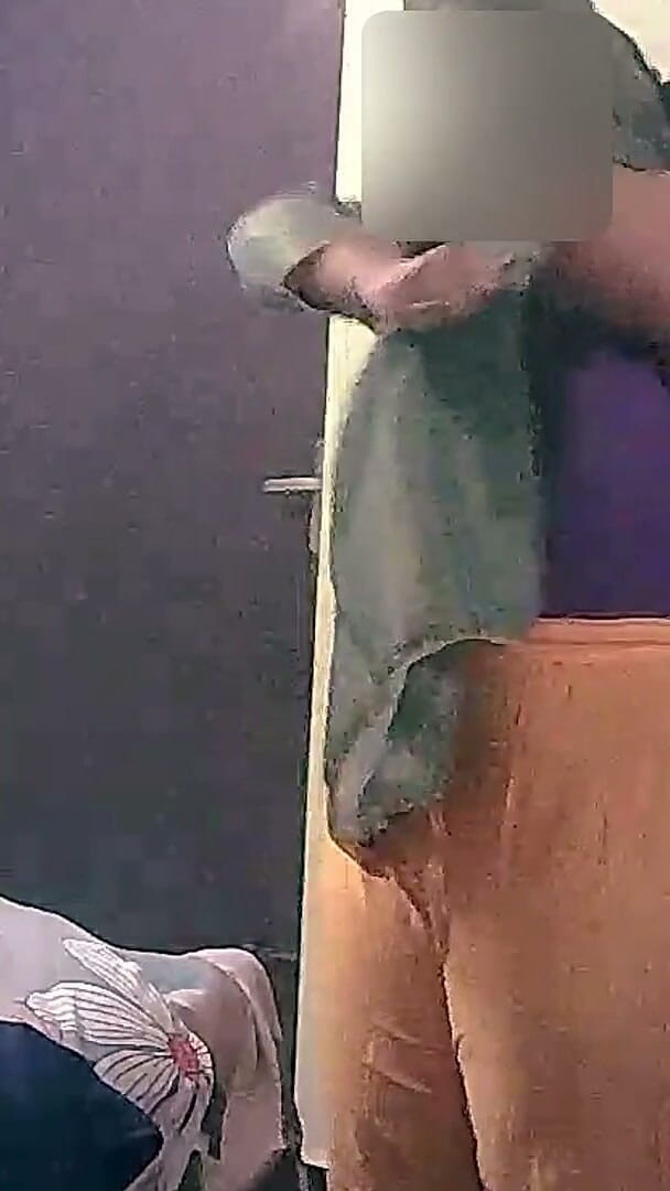 Black & white desicat: Sexy Big Ass &amp; Tits Desi Aunty Dress Change Video
