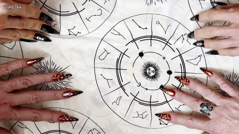 MarsSolo: Fingernail asmr - ipnotizzante movimento delle dita, tocco delle unghie e...