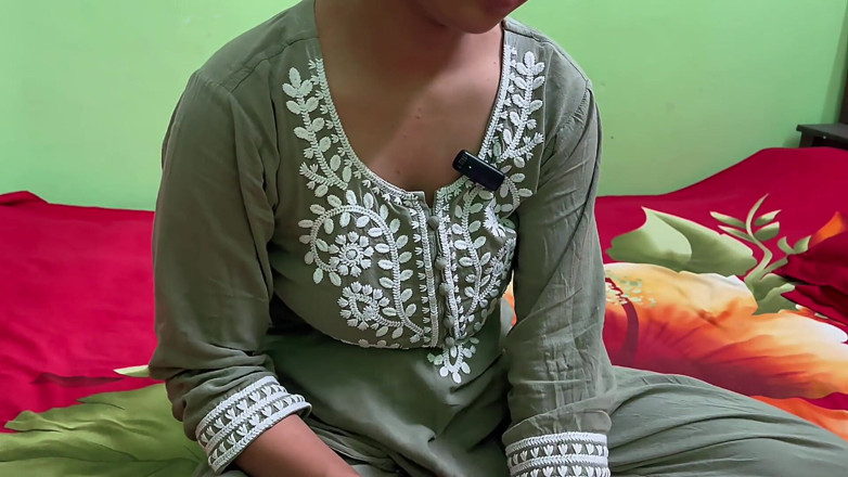 Kaleonjoybd: Il mio matrigna mi offre di fare sesso con lui