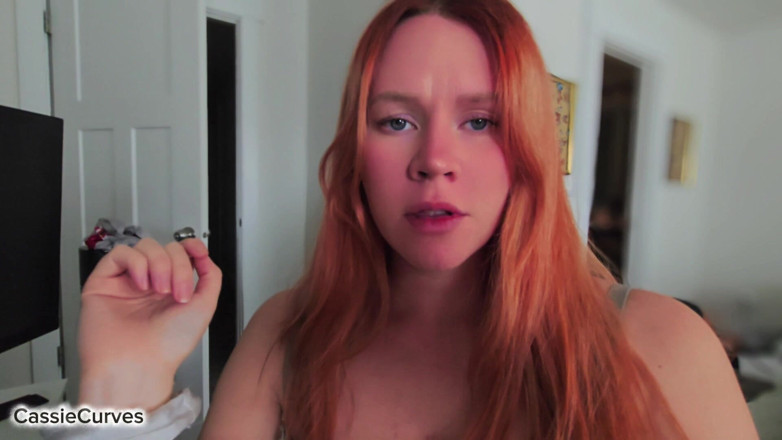 Cassie Curves: Feeder Mistress Claims You