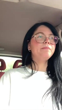 สูบบุหรี่ระหว่างขับรถในแว่นใหม่ของฉัน
