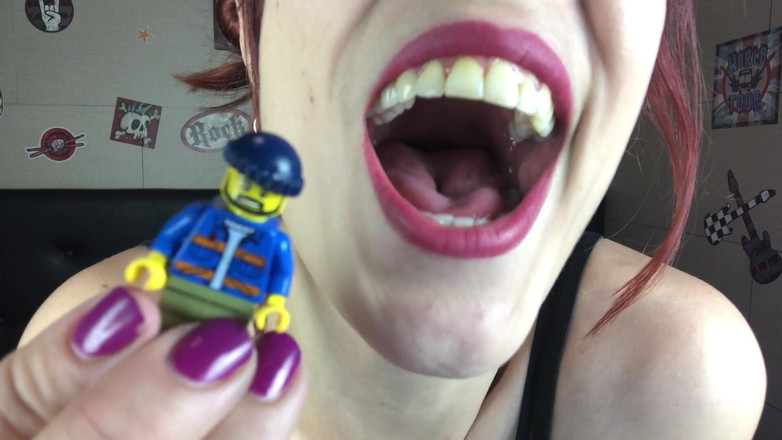 Candystart Videos: Jättinna äter fetisch