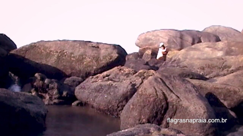 Amateurs videos: Coppia calda che fa sesso sulla spiaggia