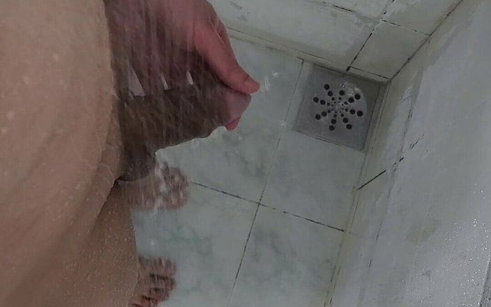 Lk dick: Mijn ongesneden lul schoonmaken onder de douche