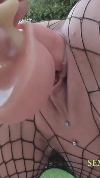 Blonde tittenfick, maus nackt auf mallorca