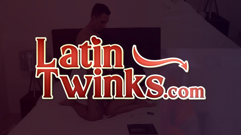 Latin Twinks: Felipe Inserna a l’air d’un garçon timide, mais il adore...