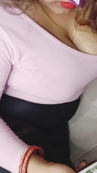 Fucked by the Delivery Boy Who Came Home, the Sister-in-law Erased the Heat of Her Pussy and Got the Sperm on the Mouth