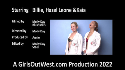 Girls Out West: 阴毛浓密的丰满辣妹被两个性感剃光的女士取悦