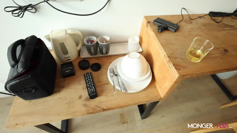 Monger In Asia: Asijská děvka jezdí na BWC