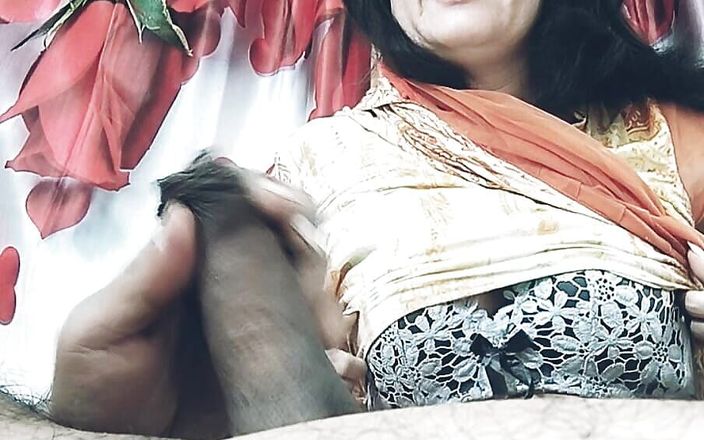 Bolly Karma: सुपर हॉट कामुक रंडी लड़की अविश्वसनीय xxx क्लिप