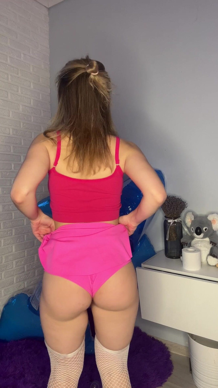 Misty Phoenix: 오늘 밤 엉덩이를 흔들어