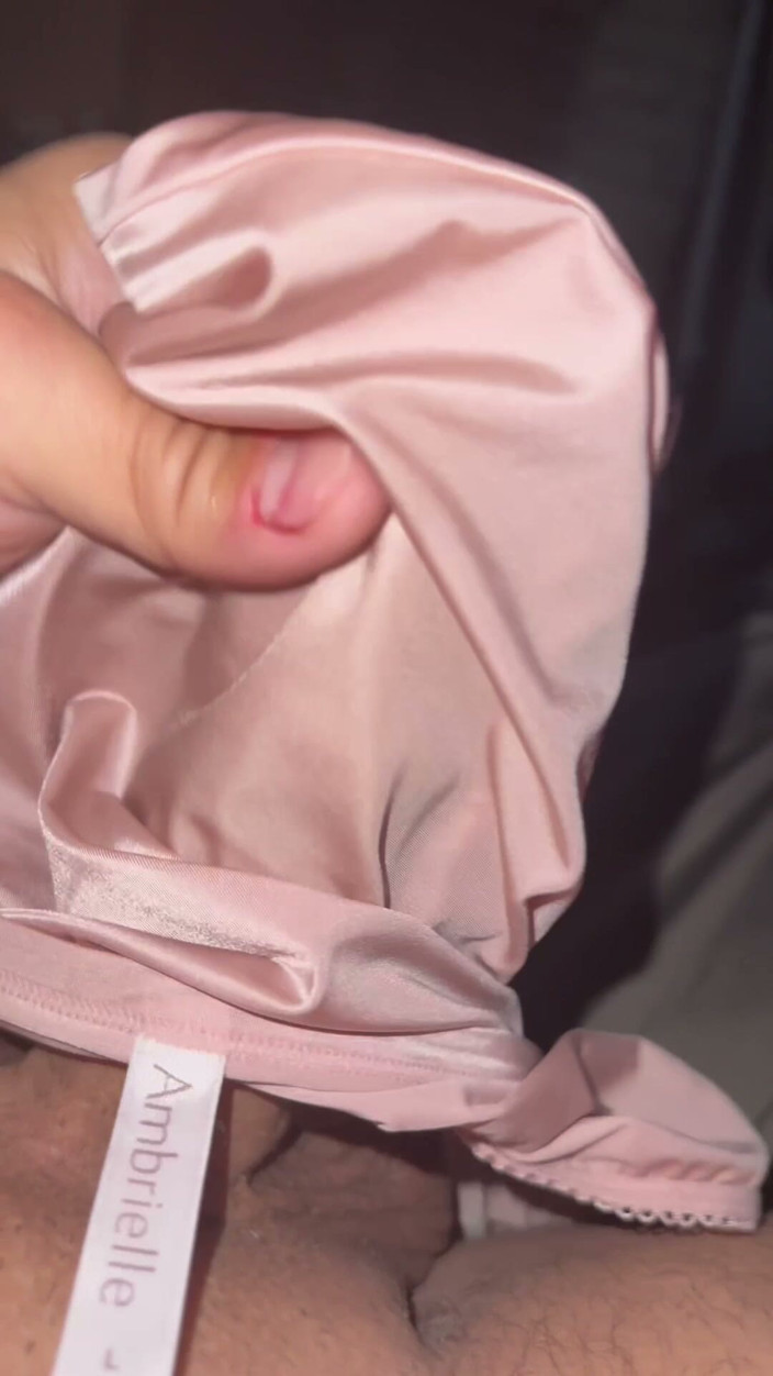 Bigbrook45: Satin rosa trosor förälskelse