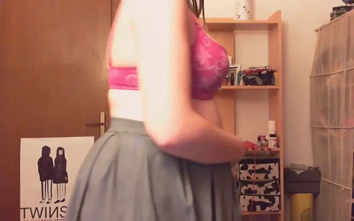 Nicoletta Embassi: Collection of Stockings and Wonderful Squirting Orgasm