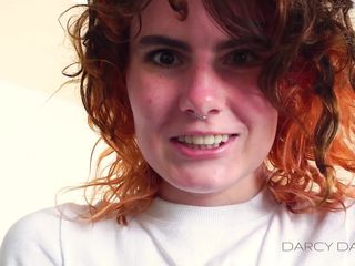 Darcy Dark: Neuken met een pizzaman