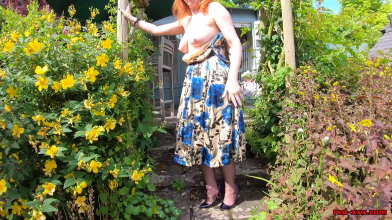 RedXXX: Up the Garden Path!