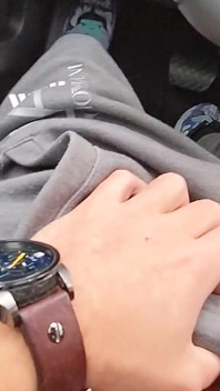 Handjob in the car on a very busy street o o huge risk