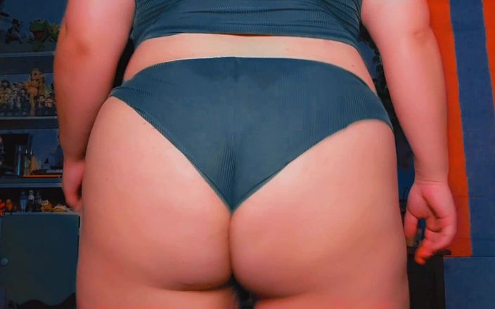 MyPrejacBoyfriend: Big Booty Dancing! Sweating in My Panties