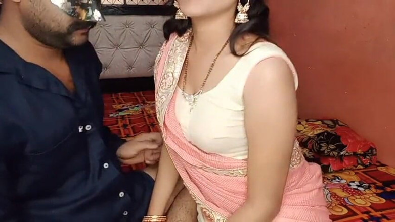 cuteindiancpl21: Indian Couple Fuck in Bed Room